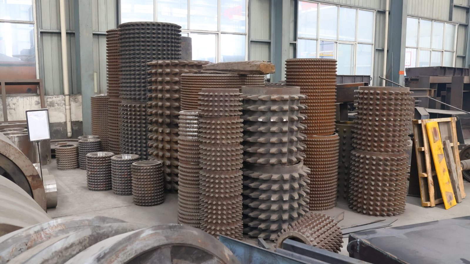 High-Chromium Manganese Alloy Toothed Roller Mechanism
