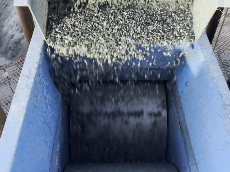 Double Roll Crusher Production Site