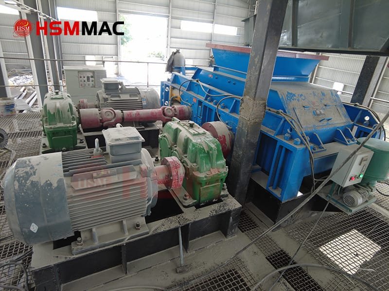 HSM Double Roll Crusher Operating in an Active Mineral Beneficiation Plant