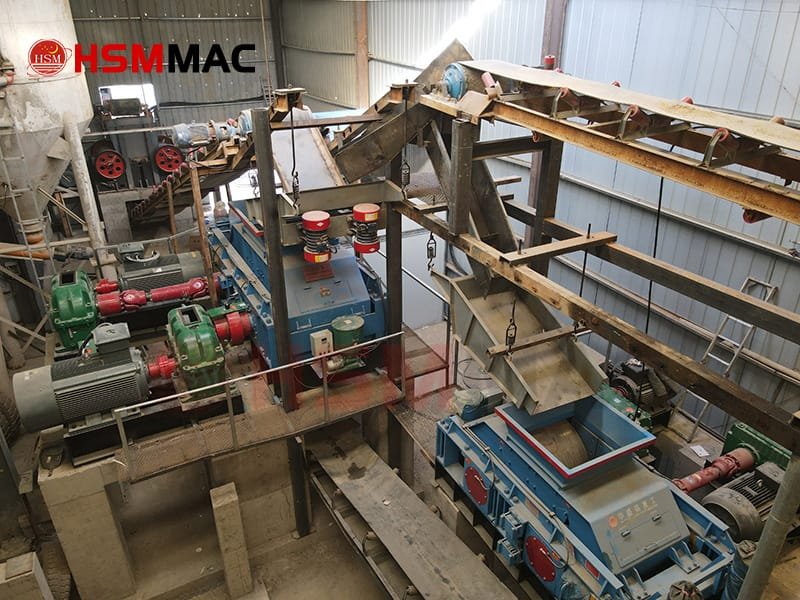 HSM Double Roll Crusher Operating in a Granite Sand Plant